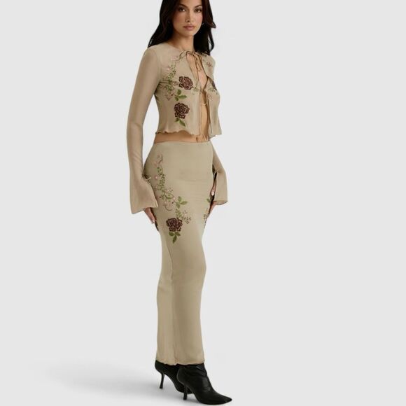 House of CB Lailah Embroidered Maxi Skirt‎ Low Rise Lightweight Georgette Large - Picture 1 of 15